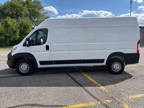 2025 RAM ProMaster 2500 Tradesman