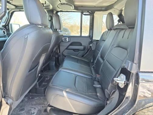 Black Clearcoat 2023 Jeep Wrangler 4xe Sahara