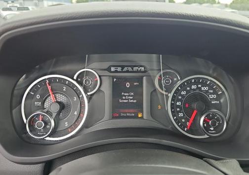 2025 RAM 2500 Tradesman Crew Cab 4x4 8' Box