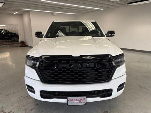 Bright White Clearcoat 2026 RAM 1500 Big Horn/Lone Star