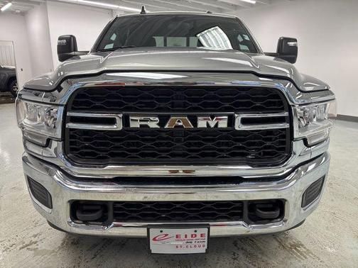 2024 RAM 2500 Tradesman Crew Cab 4x4 8' Box