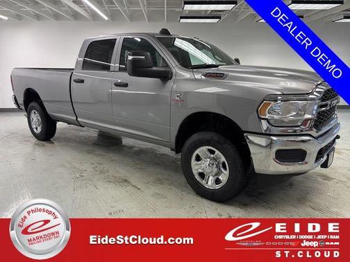 2024 RAM 2500 Tradesman Crew Cab 4x4 8' Box