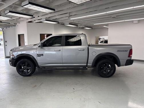 2019 RAM 1500 Classic Warlock Crew Cab 4x4 5'7' Box