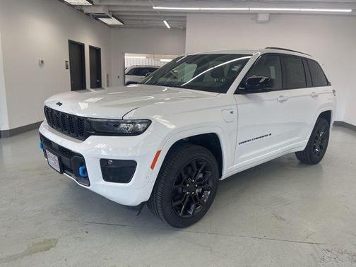 2025 Jeep Grand Cherokee 4xe Anniversary Edition