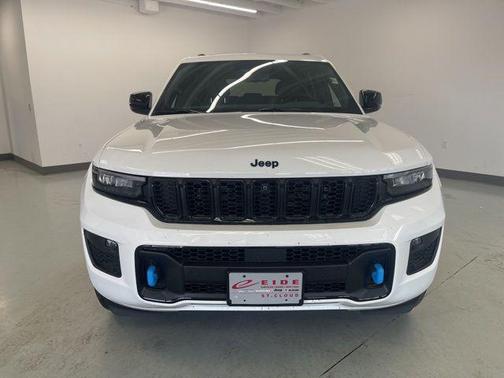 2025 Jeep Grand Cherokee 4xe Anniversary Edition