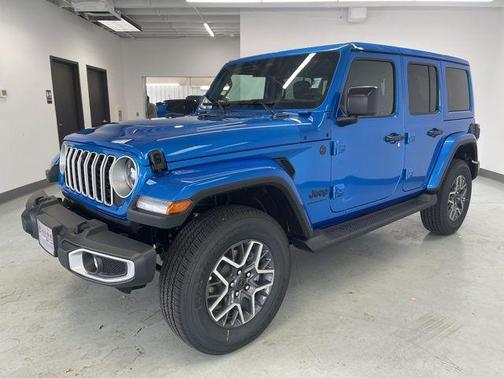 2025 Jeep Wrangler 4-Door Sahara 4x4