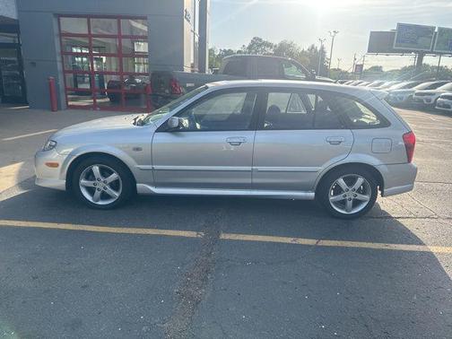 Sunlight Silver Metallic 2003 Mazda Protege5 Base