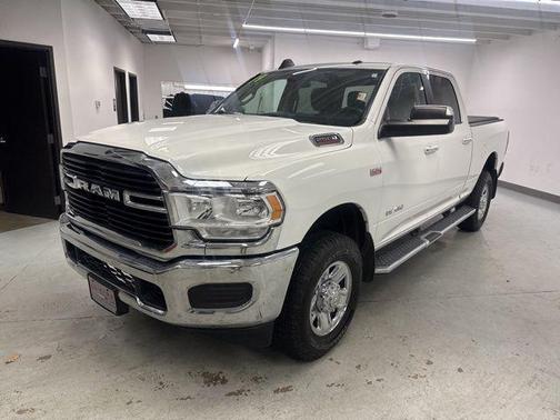 2019 RAM 2500 Big Horn Crew Cab 4x4 6'4' Box