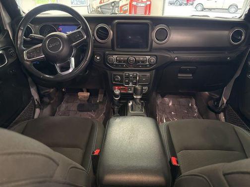 Silver Zynith Clearcoat 2023 Jeep Wrangler 4xe Rubicon
