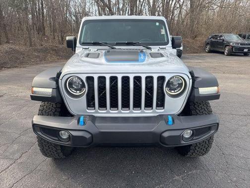Silver Zynith Clearcoat 2023 Jeep Wrangler 4xe Rubicon