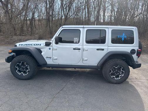 Silver Zynith Clearcoat 2023 Jeep Wrangler 4xe Rubicon