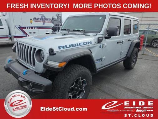 Silver Zynith Clearcoat 2023 Jeep Wrangler 4xe Rubicon