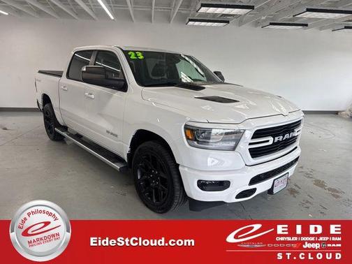 Bright White Clearcoat 2023 RAM 1500 Laramie