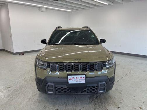 '41 2026 Jeep Cherokee Laredo 4x4