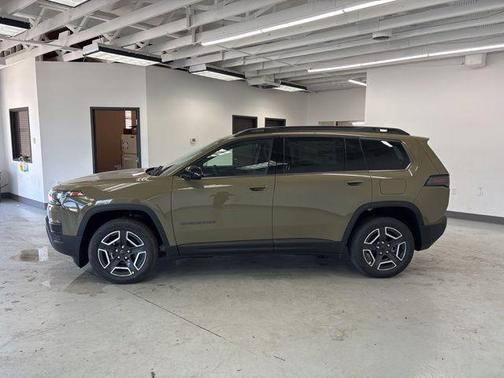 '41 2026 Jeep Cherokee Laredo 4x4