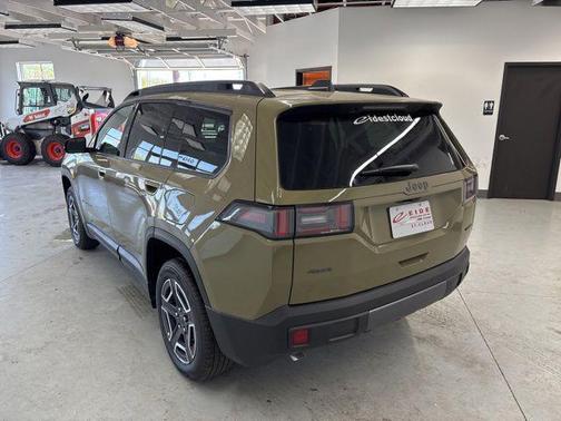 '41 2026 Jeep Cherokee Laredo 4x4