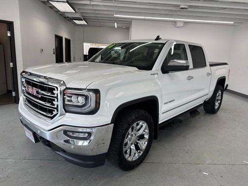 Summit White 2018 GMC Sierra 1500 SLT
