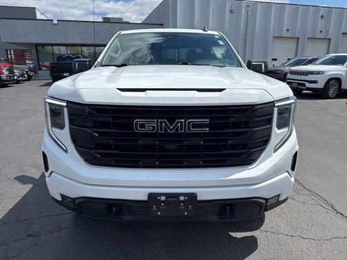 Summit White 2022 GMC Sierra 1500 Elevation