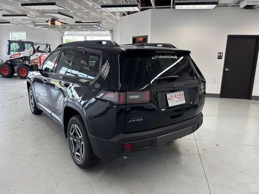 Diamond Black Crystal Pearlcoat 2026 Jeep Cherokee Limited