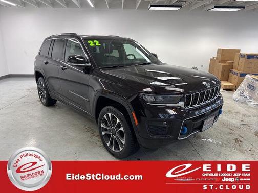 2022 Jeep Grand Cherokee 4xe Overland