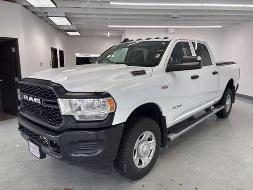 2019 RAM 2500 Tradesman Crew Cab 4x4 6'4' Box