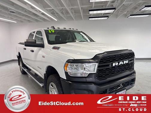 2019 RAM 2500 Tradesman Crew Cab 4x4 6'4' Box