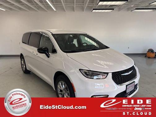 2026 Chrysler Pacifica L