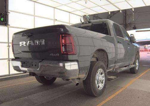2025 RAM 2500 Tradesman Crew Cab 4x4 6'4' Box