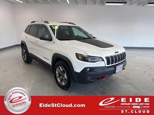 Bright White Clearcoat 2019 Jeep Cherokee Trailhawk
