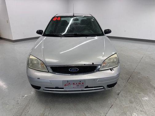 2006 Ford Focus ZX4 SE