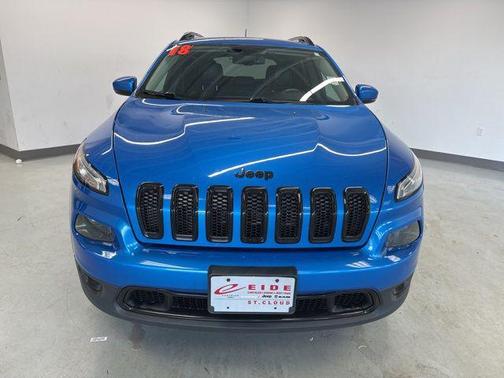 Hydro Blue Pearlcoat 2018 Jeep Cherokee Limited