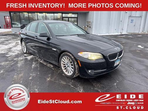 2011 BMW 528 528i