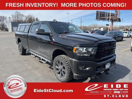 Diamond Black Crystal Pearlcoat 2021 RAM 2500 Big Horn Crew Cab 4x4 8' Box