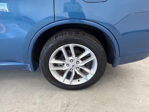 Frostbite Pearlcoat 2025 Dodge Durango R/T