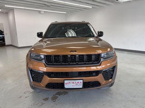 Copper Shino Metallic Clearcoat 2026 Jeep Grand Cherokee L Limited