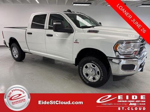 2024 RAM 3500 Tradesman Crew Cab 4x4 8' Box