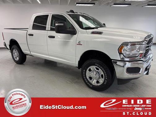 2024 RAM 3500 Tradesman Crew Cab 4x4 8' Box