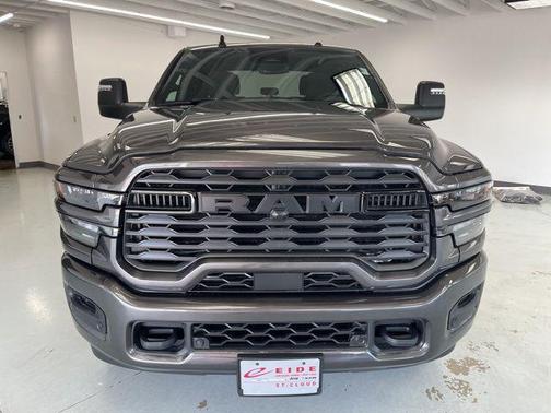 2025 RAM 2500 Big Horn Crew Cab 4x4 6'4' Box