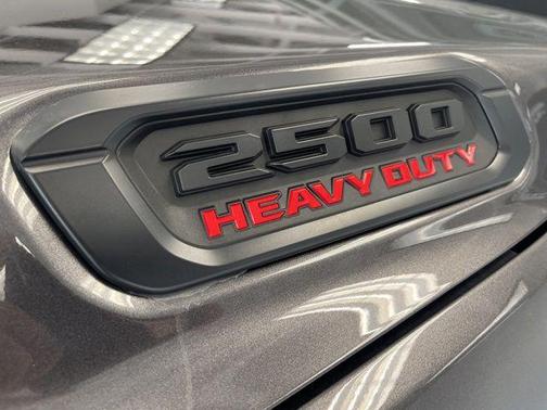 2025 RAM 2500 Big Horn Crew Cab 4x4 6'4' Box
