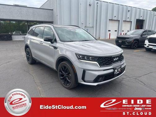 Wolf Gray 2022 Kia Sorento SX