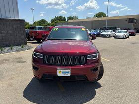 2022 Jeep Grand Cherokee Laredo