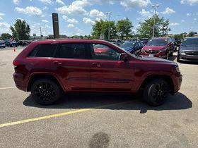 2022 Jeep Grand Cherokee Laredo
