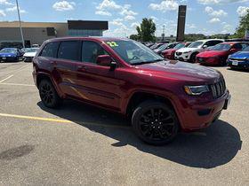 2022 Jeep Grand Cherokee Laredo