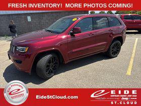 2022 Jeep Grand Cherokee Laredo