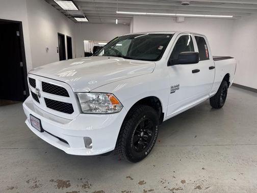 Bright White Clearcoat 2019 RAM 1500 Express