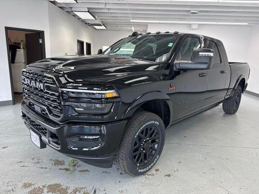 Diamond Black Crystal Pearlcoat 2026 RAM 3500 Limited Mega Cab 4x4 6'4' Box
