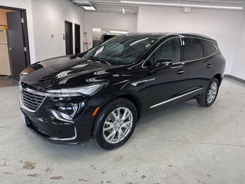 2023 Buick Enclave Essence AWD