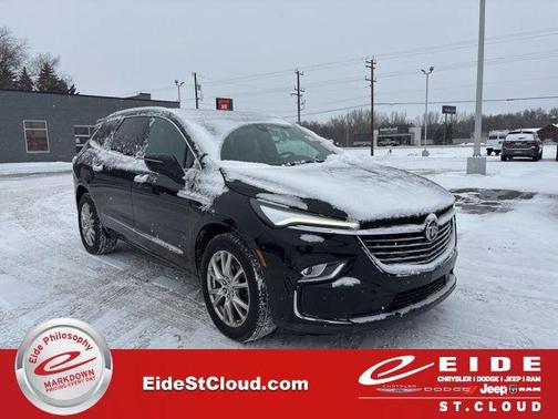 2023 Buick Enclave Essence AWD