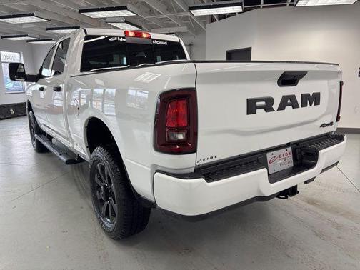 2026 RAM 2500 Black Express Crew Cab 4x4 6'4' Box