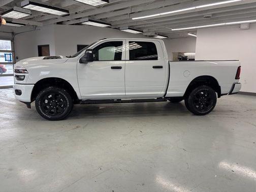 2026 RAM 2500 Black Express Crew Cab 4x4 6'4' Box